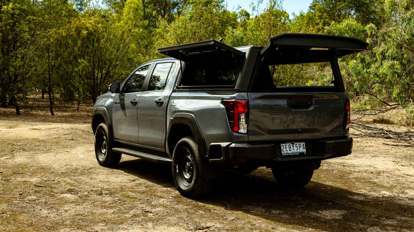 Hardtop Alu-Cab "Contour" Toyota Hilux 2026+ N90 - Double Cab sur Xperts4x4 Accessoires 4x4 Off-Road