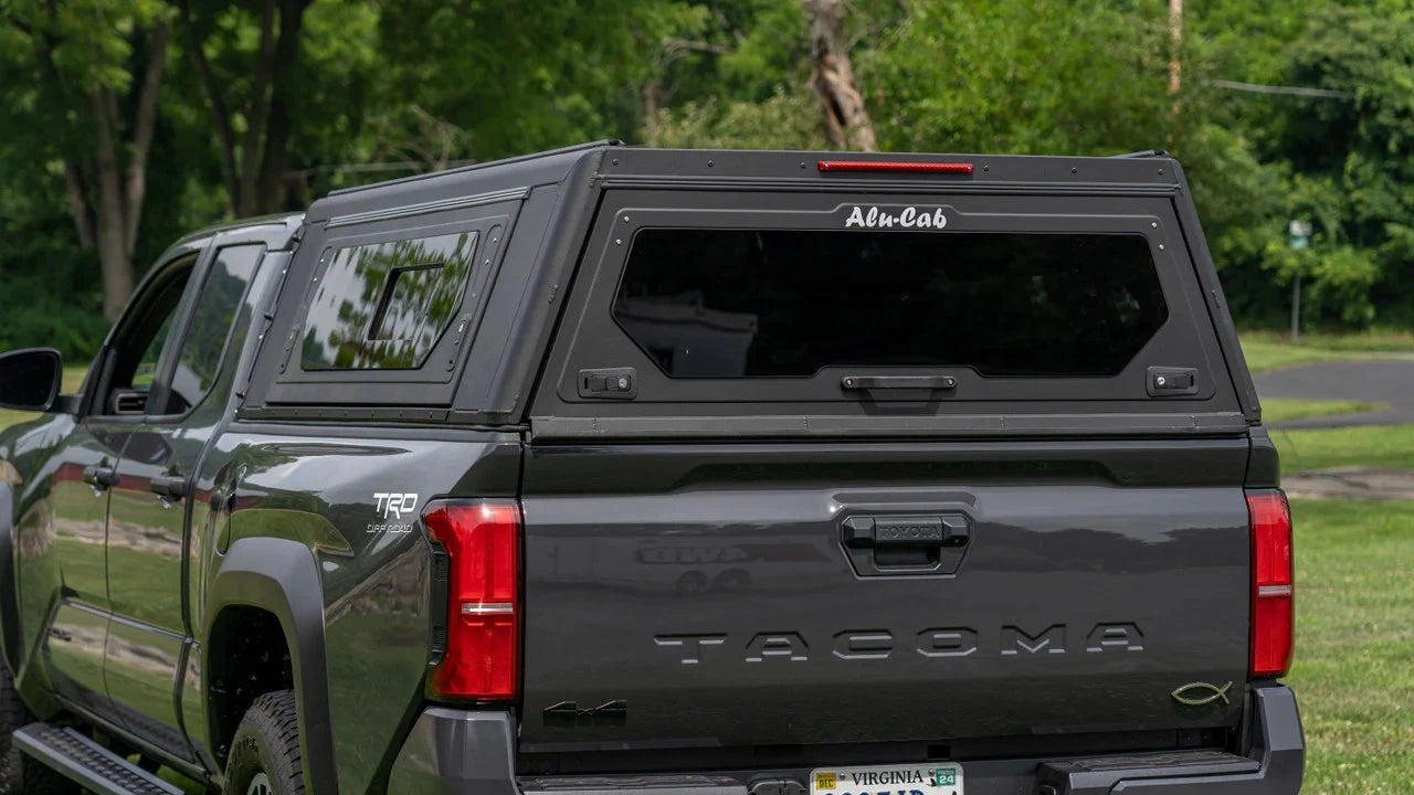 Hardtop Alu-Cab Contour Toyota Tacoma 2024+ sur Xperts4x4 Accessoires 4x4 Off-Road
