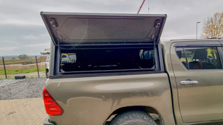 Hardtop Alu-Cab Contour Toyota Tundra 2022+ 5.5" CrewMax sur Xperts4x4 Accessoires 4x4 Off-Road