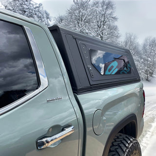Hardtop Alu-Cab Contour Toyota Tundra 2022+ 5.5" CrewMax sur Xperts4x4 Accessoires 4x4 Off-Road