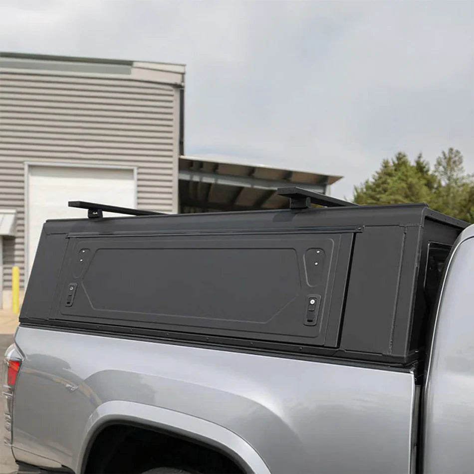 Hardtop Alu-Cab Contour Toyota Tundra 2022+ 5.5" CrewMax sur Xperts4x4 Accessoires 4x4 Off-Road