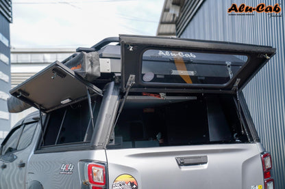 Hardtop Alu-Cab Explorer 3 Isuzu Dmax 2012 à 2023 - Noir sur Xperts4x4 Accessoires 4x4 Off-Road