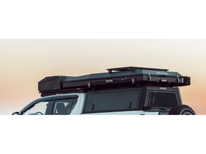 Hardtop Alu-Cab Explorer 3 Nissan Navara D40 2005-2015 sur Xperts4x4 Accessoires 4x4 Off-Road