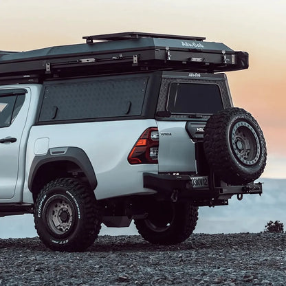 Hardtop Alu-Cab Explorer 3 Toyota Hilux 2016 à Présent sur Xperts4x4 Accessoires 4x4 Off-Road