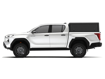 Hardtop Alu-Cab Explorer 3 Toyota Hilux 2026+ N90 - Double Cab sur Xperts4x4 Accessoires 4x4 Off-Road