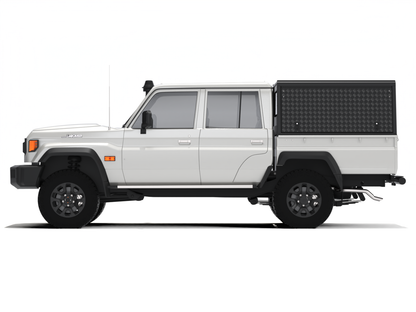 Hardtop Alu-Cab Explorer 3 Toyota Land Cruiser 79 Double-Cab sur Xperts4x4 Accessoires 4x4 Off-Road