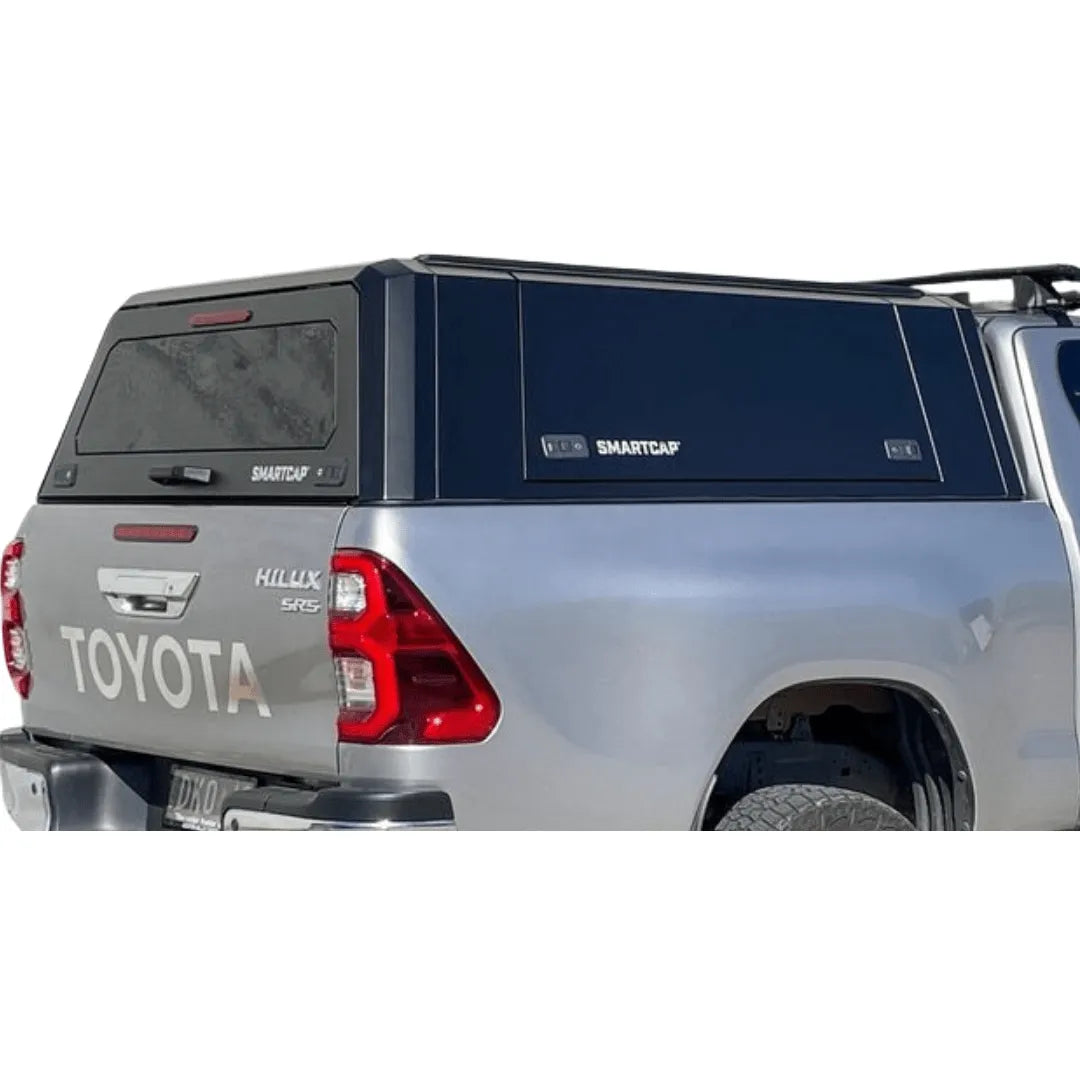 Hardtop Toyota Hilux Extra Cab REVO 2016 a Present | RSI EVOc Commercial sur Xperts4x4 Accessoires 4x4 Off-Road