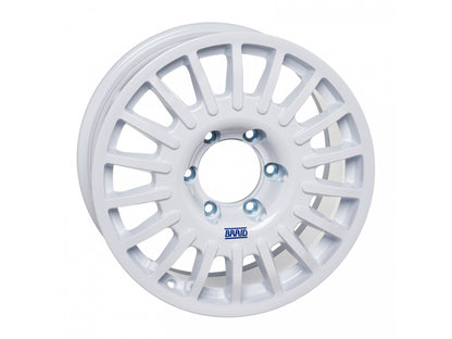 Jante en aluminium BRAID Winrace blanche, 5x17 pouces, fixation 5x150, déport ET25, vue de face sur fond blanc