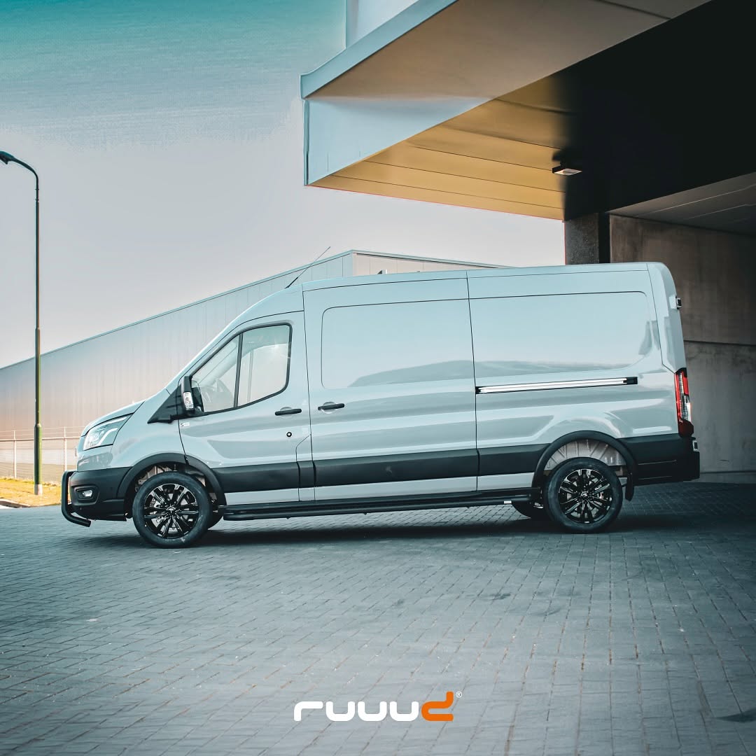 Jante Aluminium RUUUD Namur 7.5x17 6x125 ET50 CTR74.1 - Gloss Black sur Xperts4x4 Accessoires 4x4 Off-Road