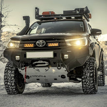 Pack LED Calandre LAZER LAMPS Toyota Hilux Active / Icon / Invincible 2017-2020 sur Xperts4x4 Accessoires 4x4 Off-Road