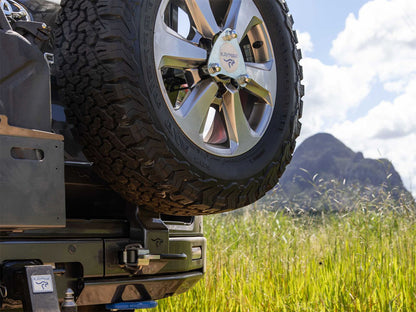 Porte Roue Kaymar pour Toyota LC300 – Gauche ou Droite sur Xperts4x4 Accessoires 4x4 Off-Road