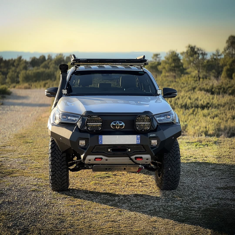 Pare-choc Avant Aluminium Rival4x4 - Toyota Hilux REVO 2016-2020 sur Xperts4x4 Accessoires 4x4 Off-Road