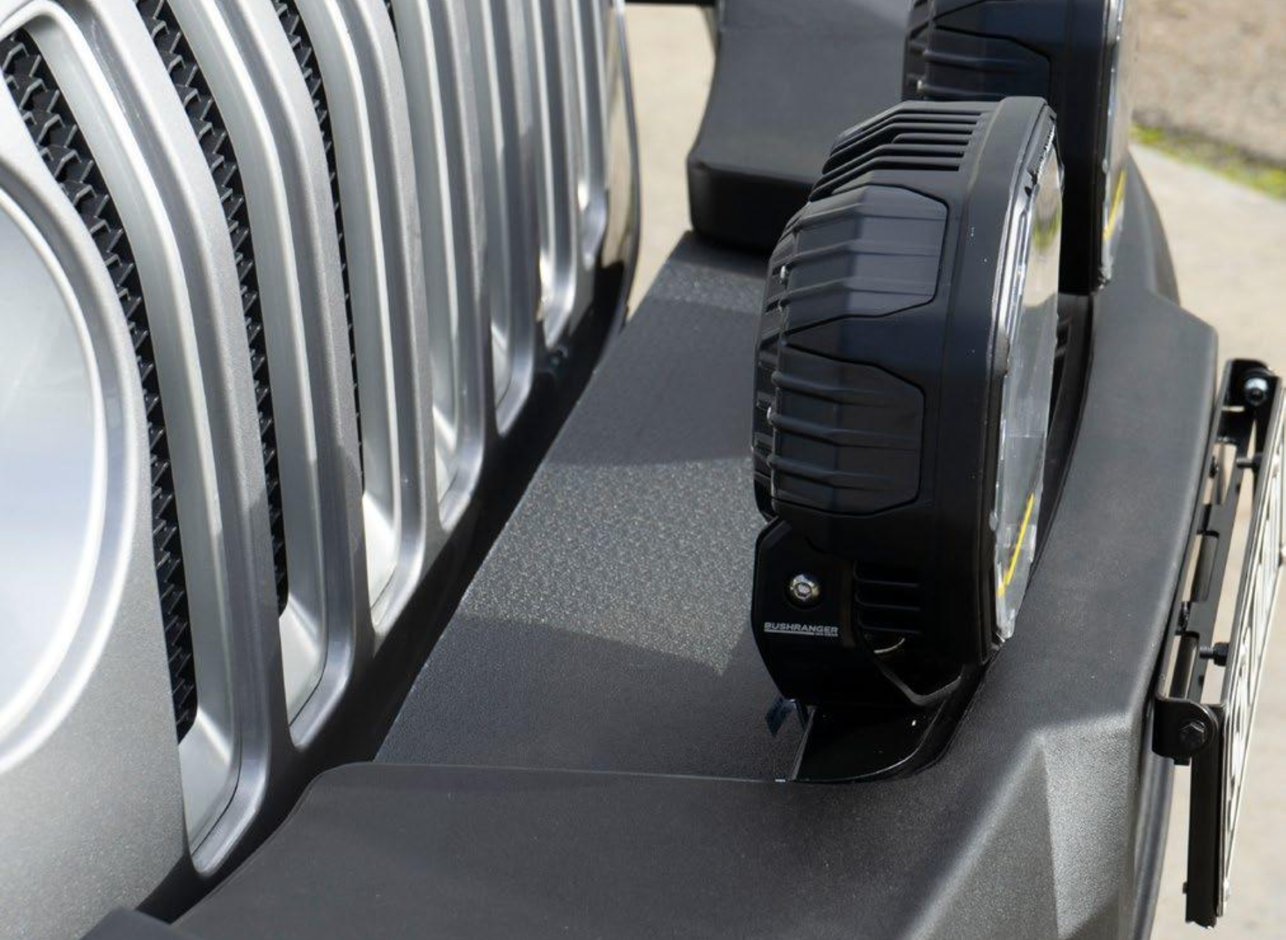 Pare-choc Avant ARB StealthBar Jeep JL & JT Homologué Europe sur Xperts4x4 Accessoires 4x4 Off-Road