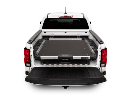 Plateau Coulissant - Toyota Hilux 2016+ | Plateau de Chargement CargoGlide | DECKED sur Xperts4x4 Accessoires 4x4 Off-Road