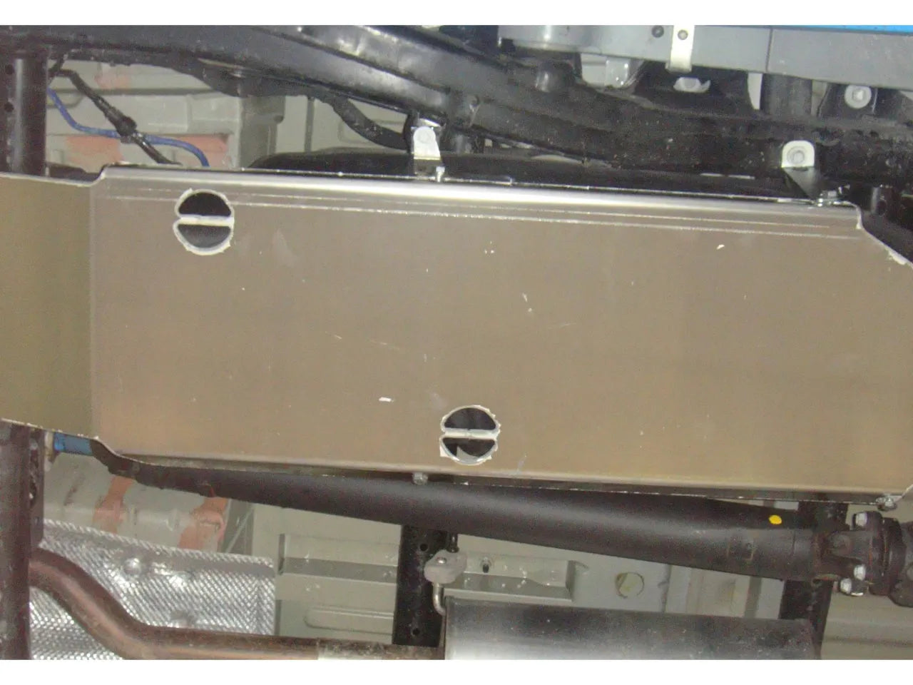 Blindage Réservoir 6mm Aluminium N4 - Volkswagen Amarok 2011-2022 sur Xperts4x4 Accessoires 4x4 Off-Road