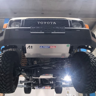 Protection Frontale Almont4WD Toyota HZJ 76-78-79 2024+ sur Xperts4x4 Accessoires 4x4 Off-Road