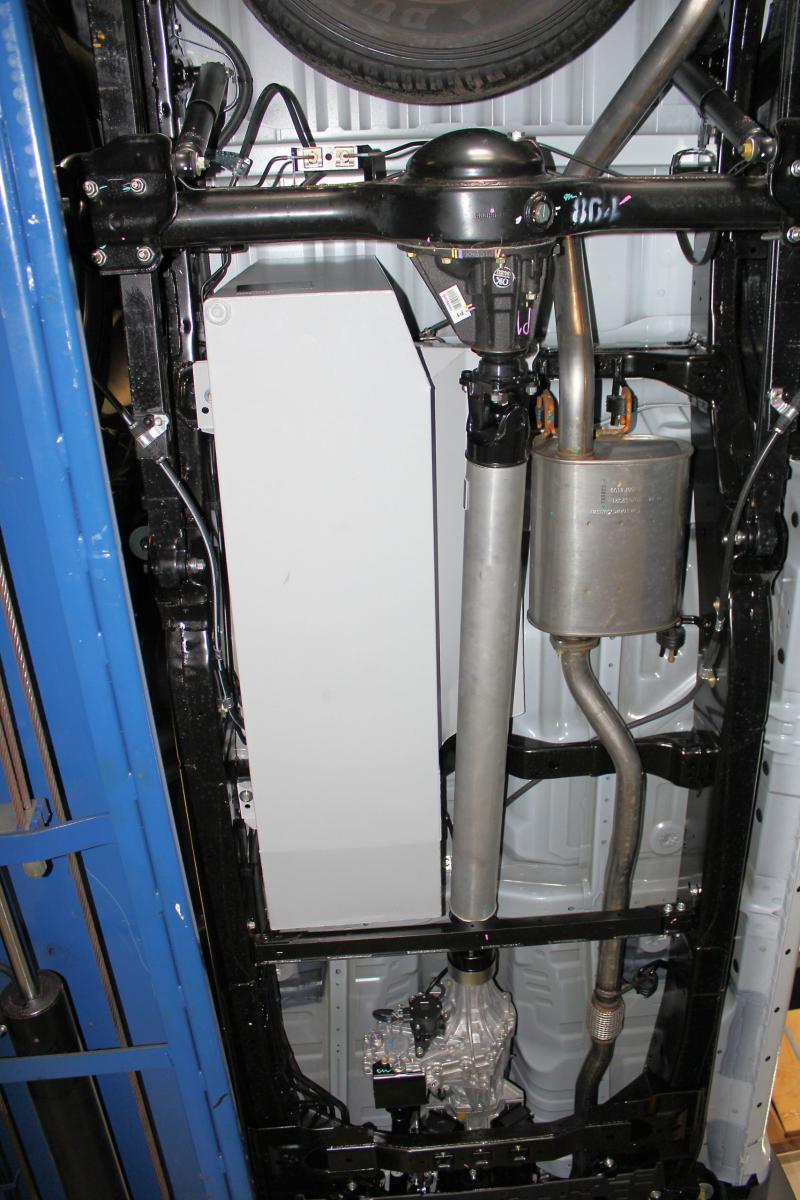 Réservoir Remplacement 128L/143L LongRanger Isuzu D-Max N60 2020+ sur Xperts4x4 Accessoires 4x4 Off-Road