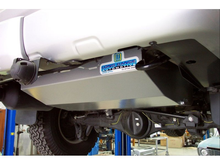 Réservoir remplacement LRA 170L Toyota Landcruiser VDJ200 UZJ200 UZJ202 sur Xperts4x4 Accessoires 4x4 Off-Road