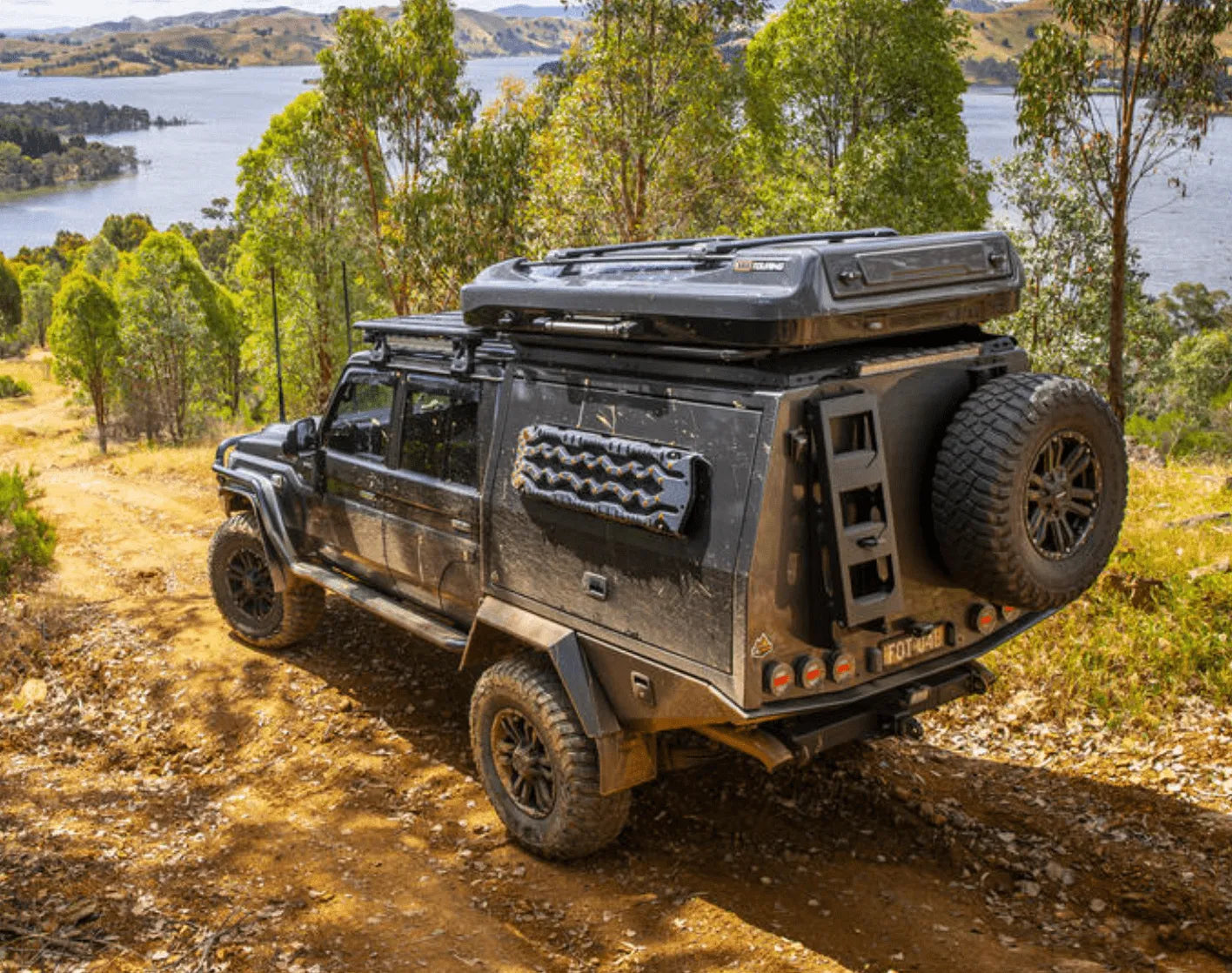 Tente de toit Altitude Electrique | ARB sur Xperts4x4 Accessoires 4x4 Off-Road