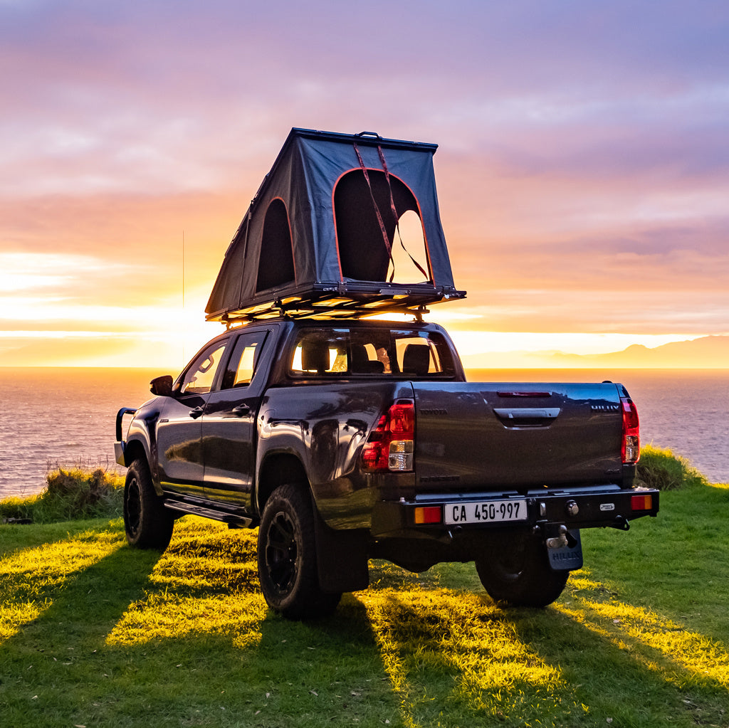 Tente de Toit Alu-Cab LT-50 LightWeight - ADVENTURER PACK sur Xperts4x4 Accessoires 4x4 Off-Road