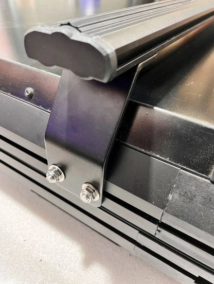 Tente de toit BOSS avec barres de toit | Campboss 4x4 | 2330mm x 1480mm sur Xperts4x4 Accessoires 4x4 Off-Road