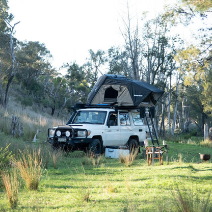 Tente de toit Rigide 2100 x 1300mm | RHINORACK sur Xperts4x4 Accessoires 4x4 Off-Road