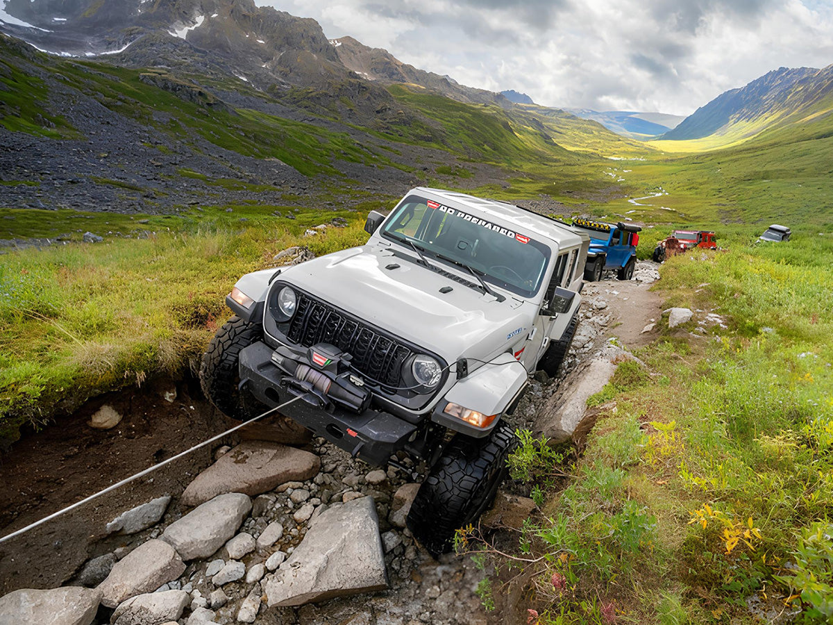 Treuil Warn Zeon XP10S 4.5T 12V | Corde Synthétique & Bluetooth sur Xperts4x4 Accessoires 4x4 Off-Road